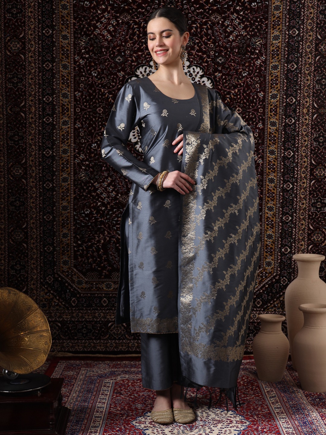 Charmeuse Grey - Image 4