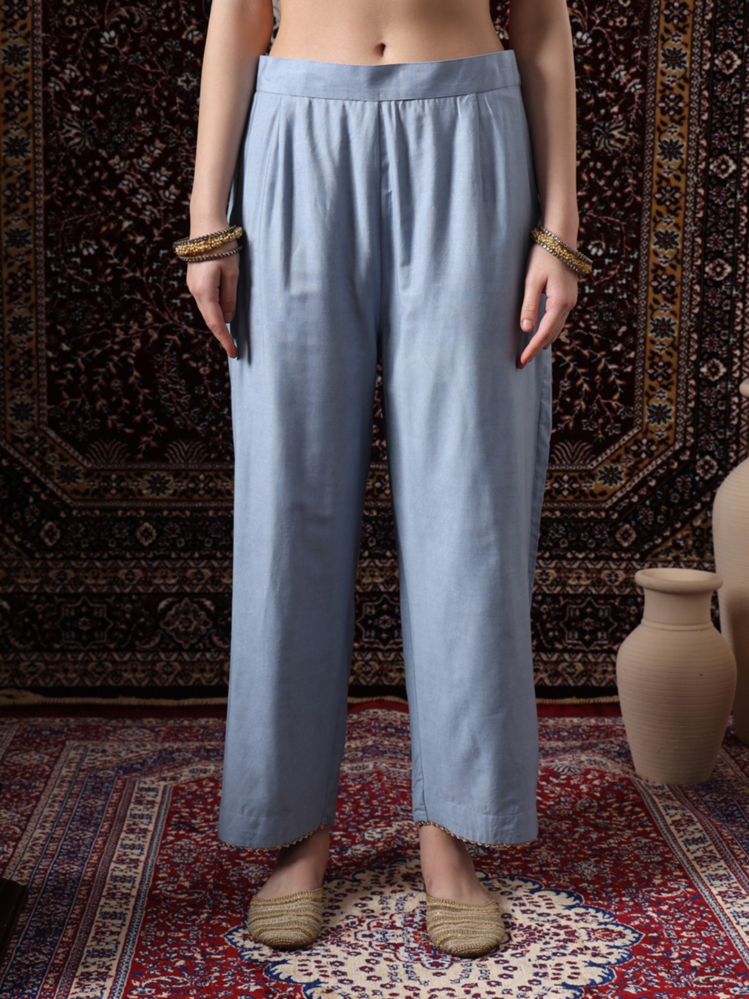 Grey Grace - Image 7